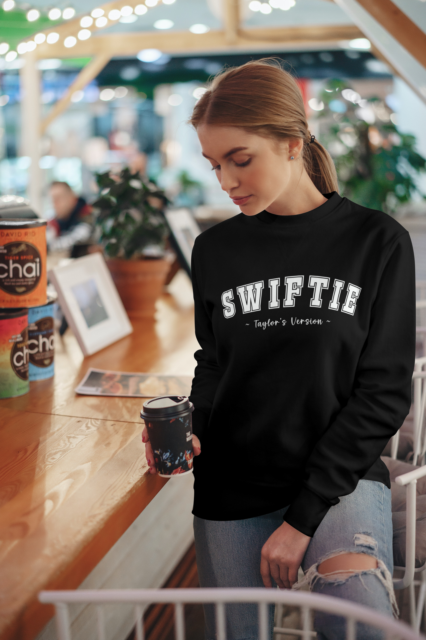 Swiftie Graphic Printed Black Sweatshirt