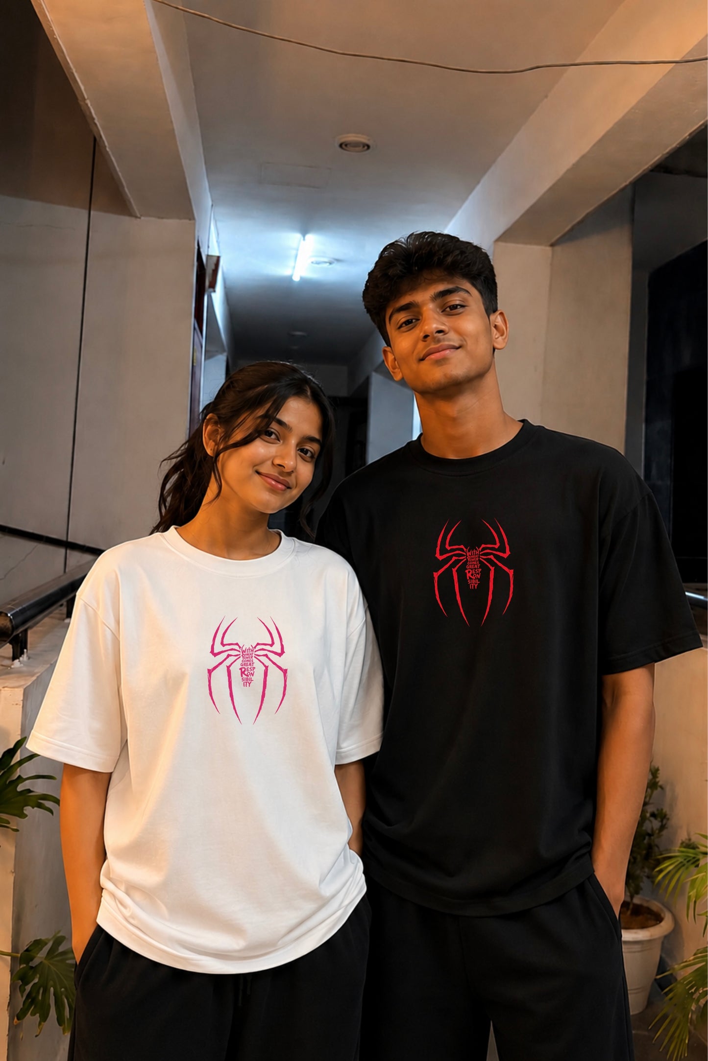 Pack of 2: Spider Man & Spider Gwen Oversized T-shirts